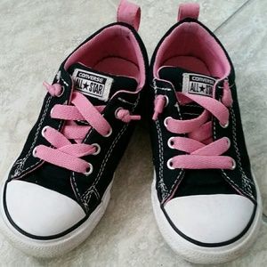Girls converse
